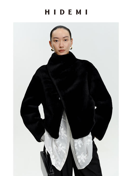HIDEMI皮毛一体不对称立领设计感短款皮衣大衣 黑色/奶油紫 商品图6