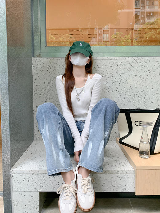 <曾小咸推荐>初秋小心机绑带挂脖设计感短款上衣 商品图2