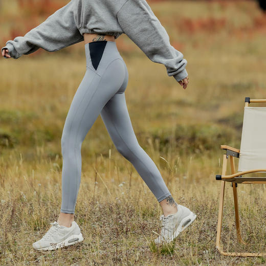 【高弹裸感】魔法腰臀显瘦拼色运动九分裤 商品图0