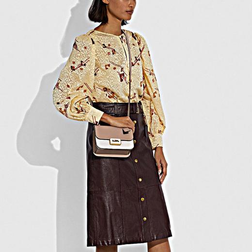 百货世界-国际精品馆-COACH 拼色ALIE18号单肩包 商品图3