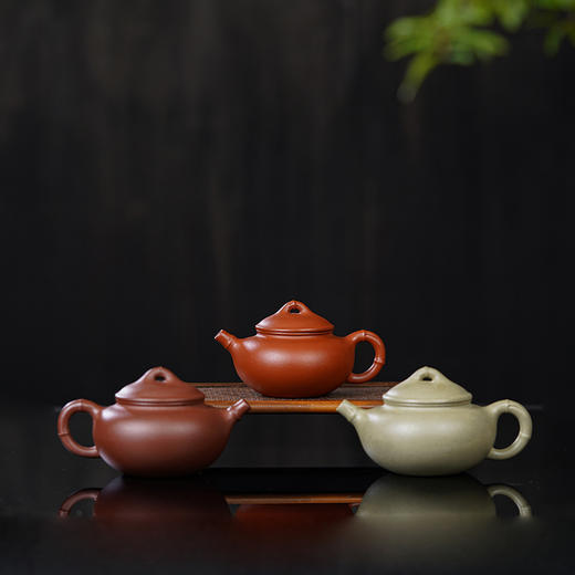 竹影壶 | 紫砂大师张正中老师设计监制，黄龙山珍稀泥料，附赠鉴别证书、收藏证书和拓片 商品图5