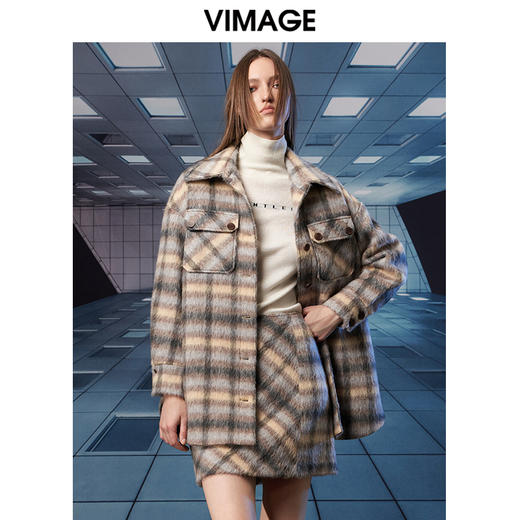 VIMAGE纬漫纪冬季新款复古宽松大衣外套V1814417 商品图0
