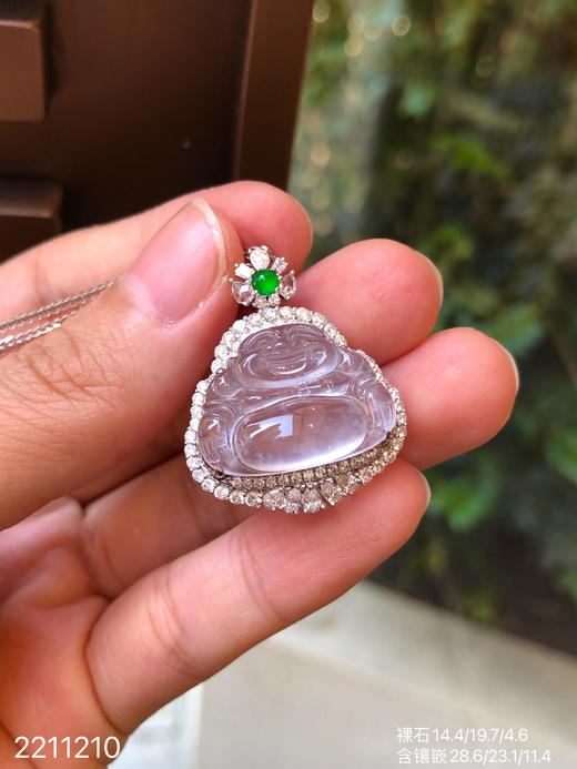 2211210，玻璃佛公吊坠。具体价格微信咨询 商品图1