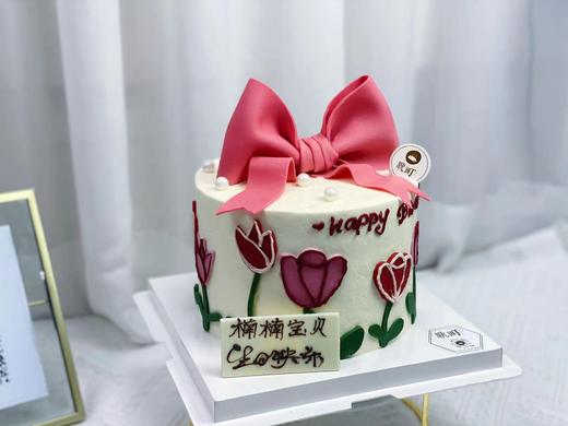 手绘郁金香&翻糖蝴蝶蛋糕 商品图1