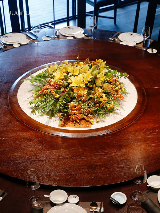 酒店餐桌花圆桌中间转盘摆花饭店餐厅包厢高端仿真花装饰花摆设件 商品图4