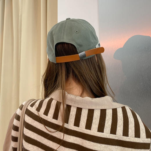 四季情侣帽子女日系复古侧贴布纯色棒球帽简约休闲春夏遮阳帽软顶鸭舌帽男 商品图3