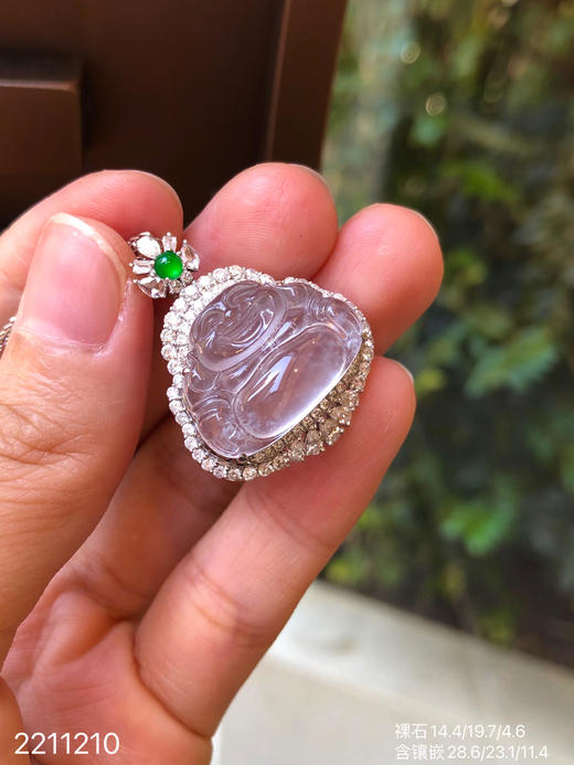 2211210，玻璃佛公吊坠。具体价格微信咨询 商品图3