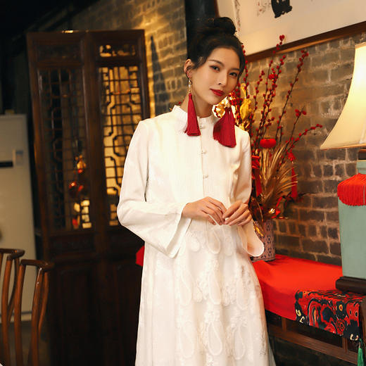 【爆款回货】镜花水月盘绳绣连衣裙 | 现货加急发 商品图3