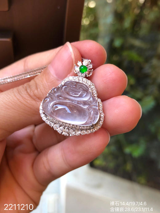 2211210，玻璃佛公吊坠。具体价格微信咨询 商品图5