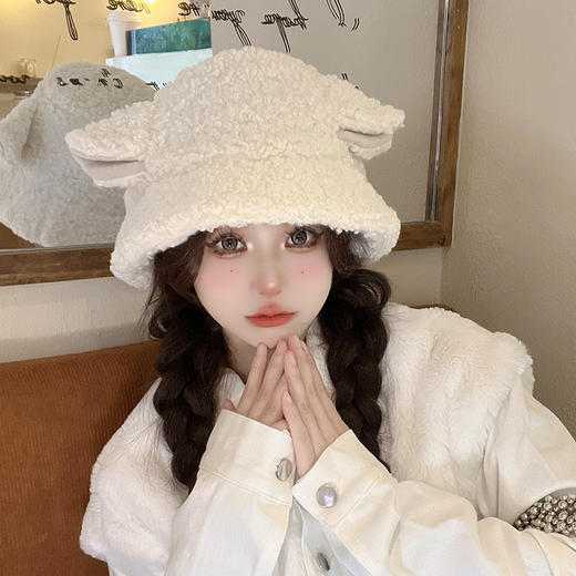 萌趣小羊耳朵渔夫帽秋冬季帽子女可爱百搭保暖羊咩咩羊羔毛盆帽 商品图3