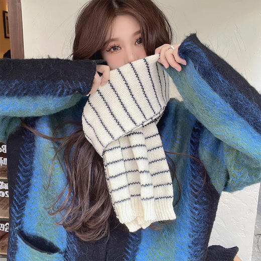 韩版ins冬季新款条纹软糯针织围巾女百搭保暖围脖时尚个性披肩 商品图2