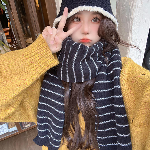 韩版ins冬季新款条纹软糯针织围巾女百搭保暖围脖时尚个性披肩 商品图3