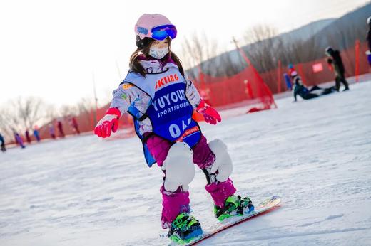 【滑雪营2号】崇礼翠云山,五星四星公寓三种酒店任选,进阶考级三级以上选这个|6~16岁 商品图1