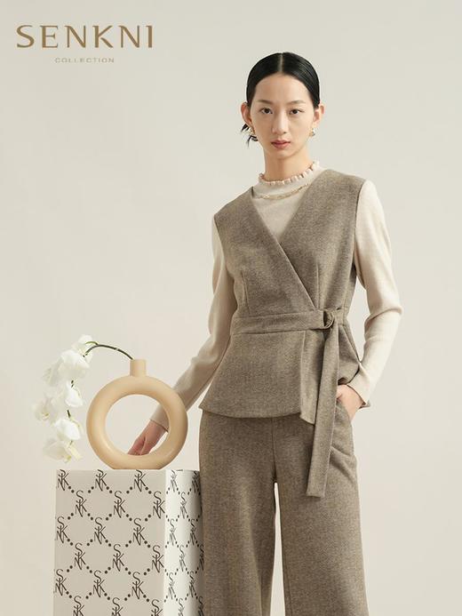 3楼SENKNI服饰上衣 商品图0