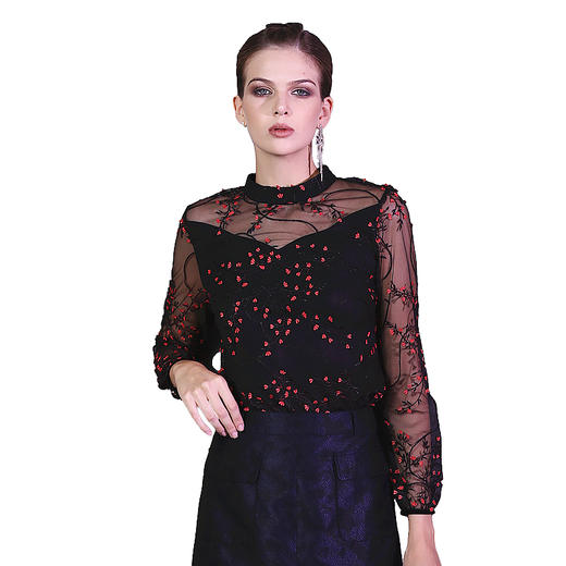 【伯妮斯茵】3T6223--T恤--仕女与独角兽的乌托邦--《因汉而生--哥特》 商品图0