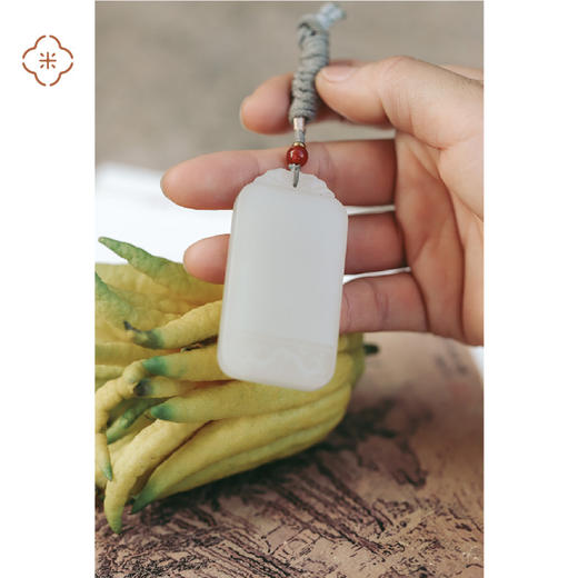 米马饰物   俄料和田玉无事牌 商品图1