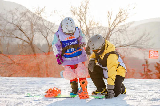 冰雪进阶营 | Ski in-Ski out ！2025崇礼翠云山站，重拾雪感，开启畅滑加速度 商品图4