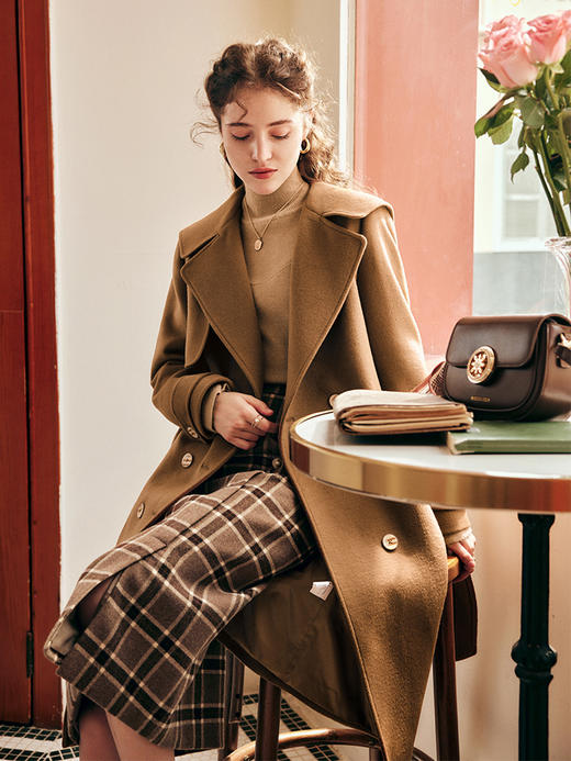 OLrain欧芮儿法式领毛呢外套女冬2025新款咖色羊毛中长大衣 商品图3