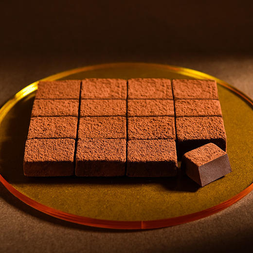 「整盒30枚！礼盒装」法思觅语原味生巧巧克力 日式风味零食礼盒装结婚伴手礼150g 商品图1