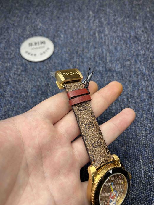 古驰多啦A梦联名款 中性腕表 商品图7