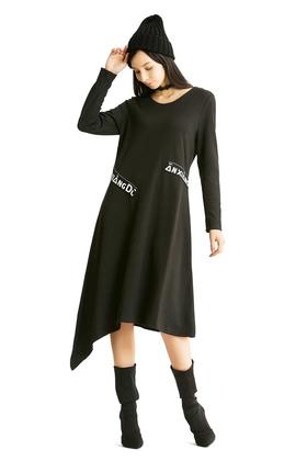 ELLA JADE 黑色时髦字母连衣裙 297