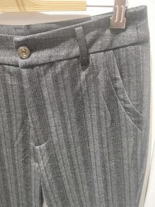 3楼康尼威春款竖条纹灰黑色货号A4004 商品图1