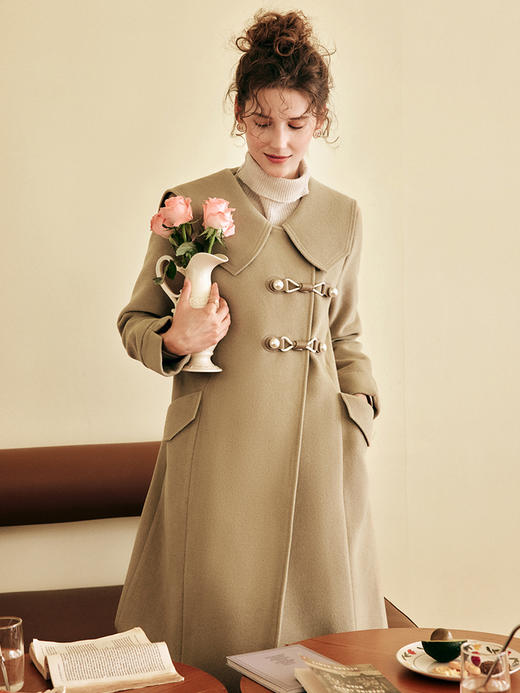OLrain欧芮儿法式驼色毛呢外套女春2025年新款海军领中长款大衣 商品图3