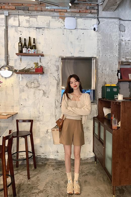 金蘑菇菇 莫妮卡心事/羊毛绞花短开衫+吊带短裙三件套 商品图5