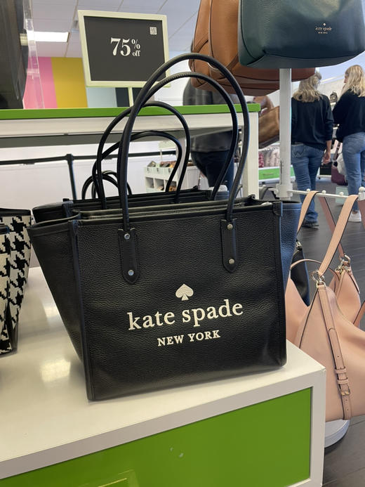 Kate spade KS Ella ♠️logo托特包，小号¥999，大号¥1699直邮到手！荔枝纹牛皮，配长肩带 商品图1