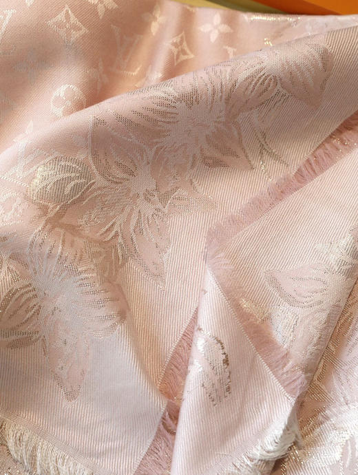 Lv老花披肩-粉色 商品图8