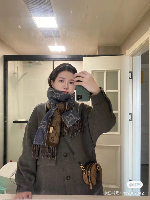 Gucci蓝色羊毛围巾 商品图3