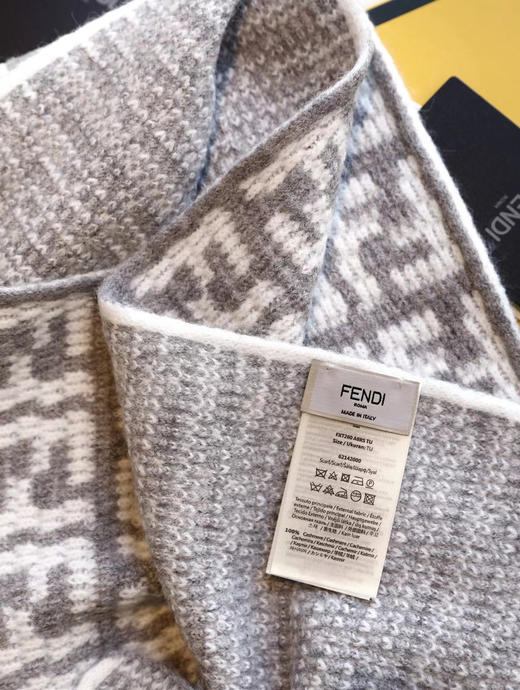 FENDI撞色字母-灰色 商品图6