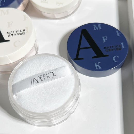【买一送一 四色可选！】MAFFICK轻薄空气散粉控油防水防汗自然遮瑕不脱妆*皮油皮蜜粉 商品图3