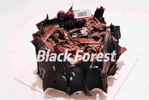 黑森林蛋糕，只用纯脂巧克力，进口酸樱桃。欢迎提前预定，当日订单或加急请拍下备注，我们会与您联系 商品图0