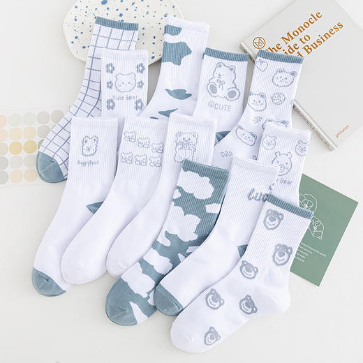 「5双装！9款配色」秋冬款袜子 女运动学院风可爱中筒保暖女士高筒棉袜配饰 商品图1