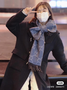 Gucci蓝色羊毛围巾