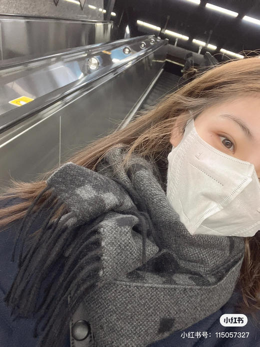 Gucci羊绒围巾-黑灰色 商品图0