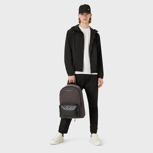 EMPORIO ARMANI 阿玛尼 男士棉质徽标印花圆领长袖T恤 白色 8N1TR1 1JRGZ 0100 商品图3