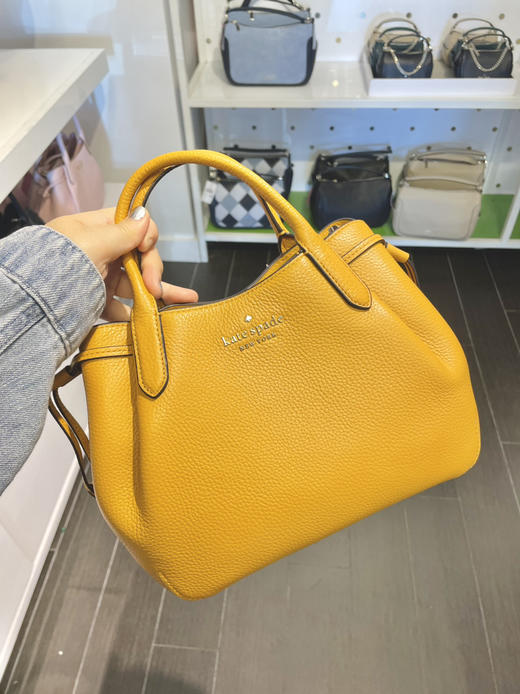 Kate spade KS 软牛皮小鲶鱼包 只要¥1699直邮到手！有长肩带有隔层拉链，非常简单实用质感好！ 商品图9