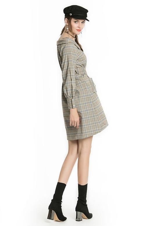 ONE MORE文墨 露肩束腰格纹连衣裙 3488 商品图2