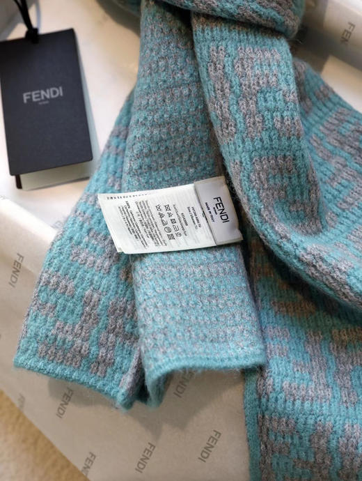 FENDI撞色字母-薄荷绿 商品图3