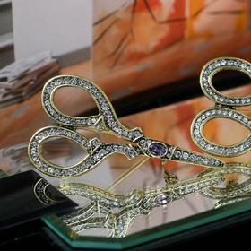 甄选·中古风【Heidi Daus】重工中古风 手工镶嵌胸针 love bird 小裁缝