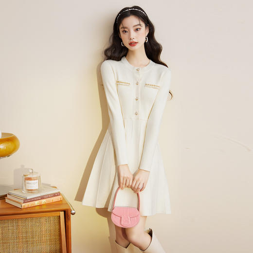 西遇气质温柔小香风连衣裙女新品收腰百搭裙子V2121867 商品图0