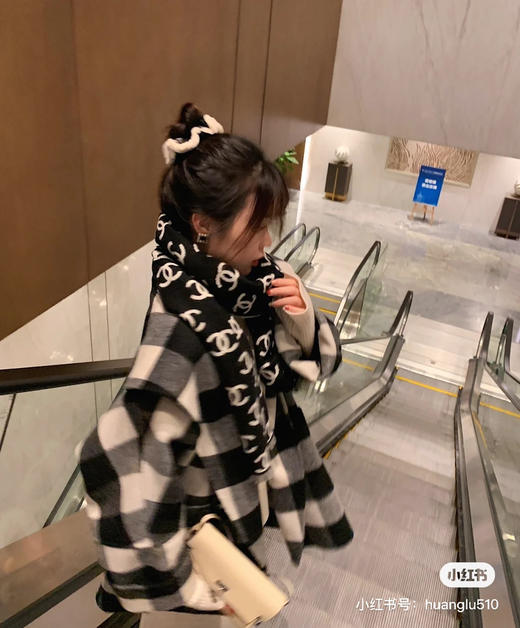 chanel专柜爆款围巾-黑色 商品图3