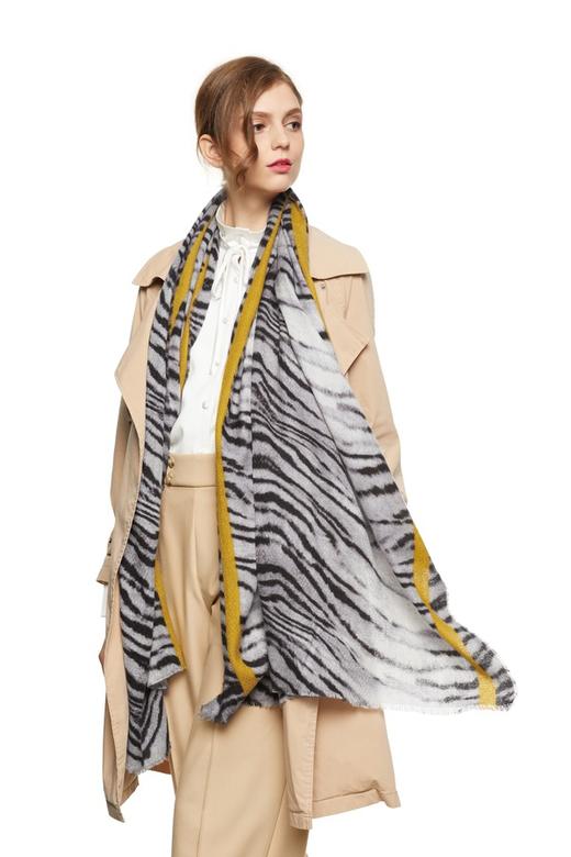 AVA 条纹饰动物纹围巾 7983 商品图2