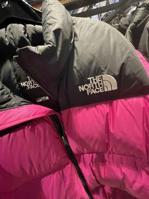 最最经典的1996系列！The North Face 北面女款700羽绒服 断码特价¥1699直邮到手 下单找码 商品图2