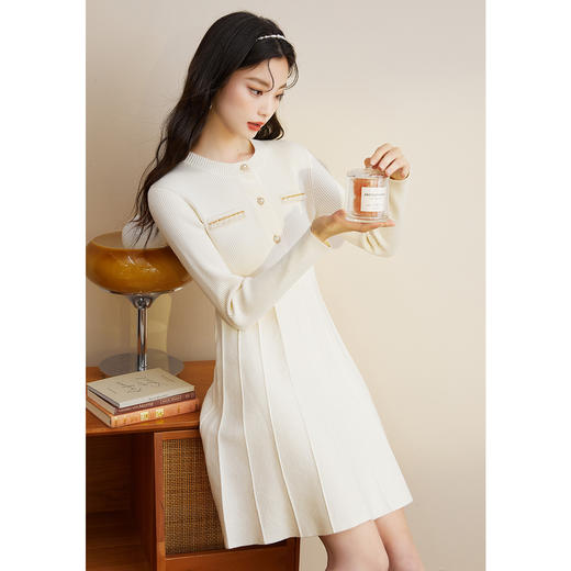 西遇气质温柔小香风连衣裙女新品收腰百搭裙子V2121867 商品图3