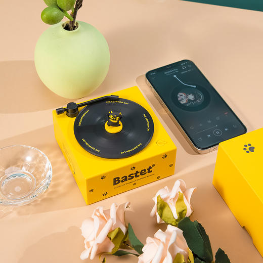 大英博物馆盖亚·安德森猫和她的朋友们系列巴斯特萌猫复古仿黑胶唱片机充电蓝牙音响 商品图2