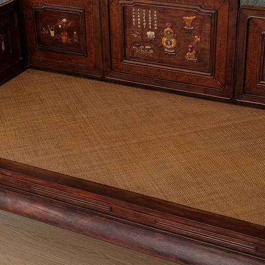 清 红木镶瘿木百宝嵌博古图七屏风式罗汉床及炕桌 商品图2
