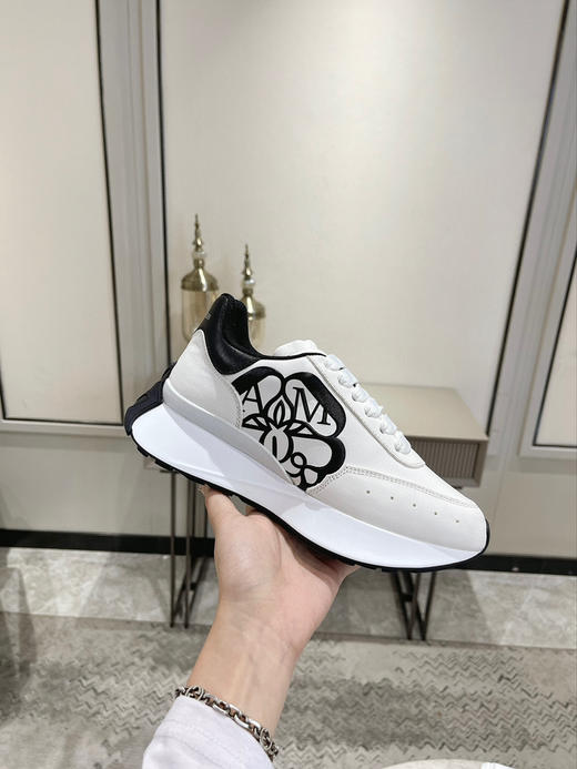 麦昆新款运动鞋-黑花黑尾 商品图3